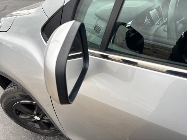 Used 2017 Chevrolet Trax LT image 29