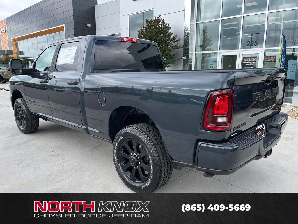 New 2026 RAM 3500 Big Horn AWD/4WD image 16