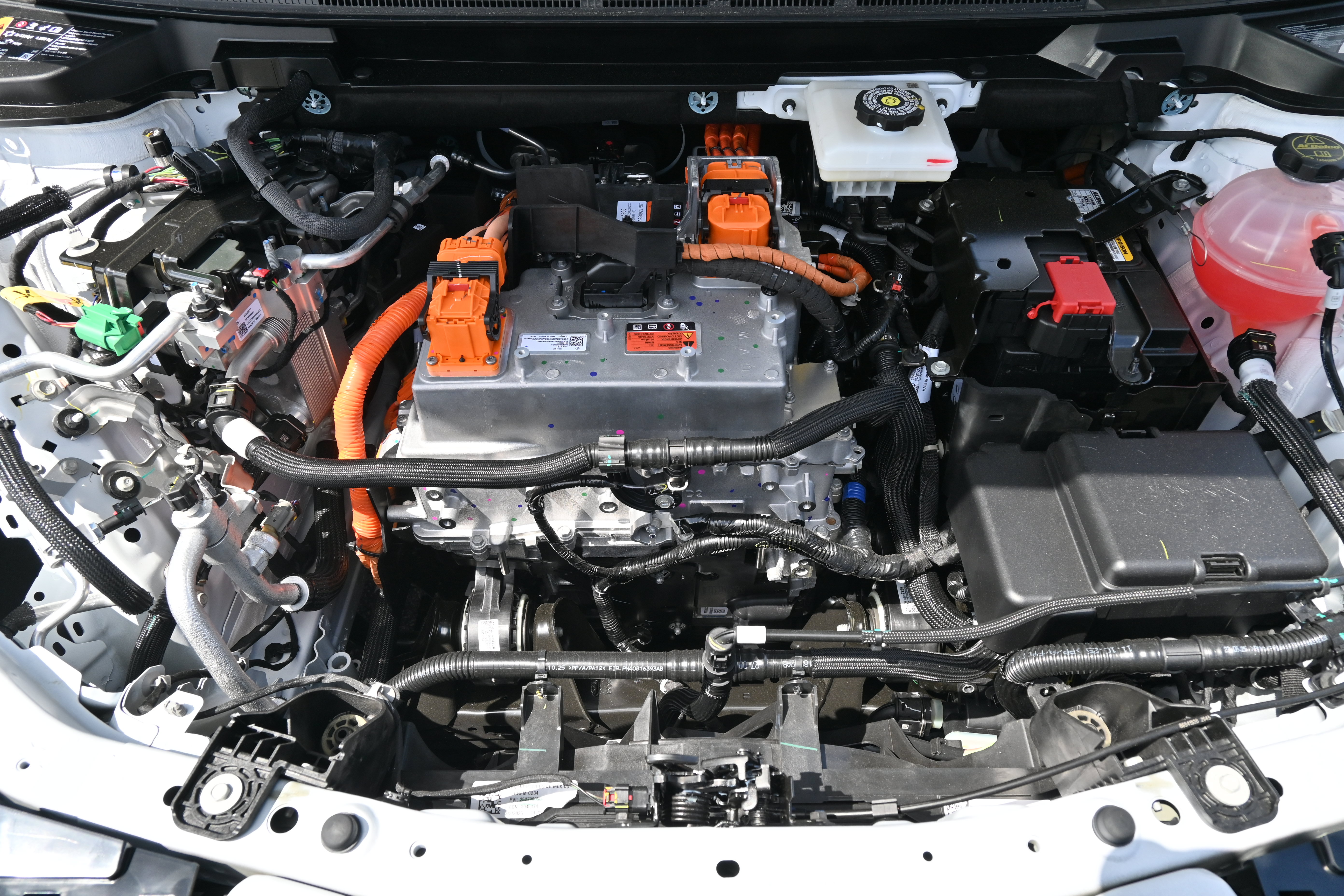 New 2026 Chevrolet Equinox EV LT AWD/4WD image 33
