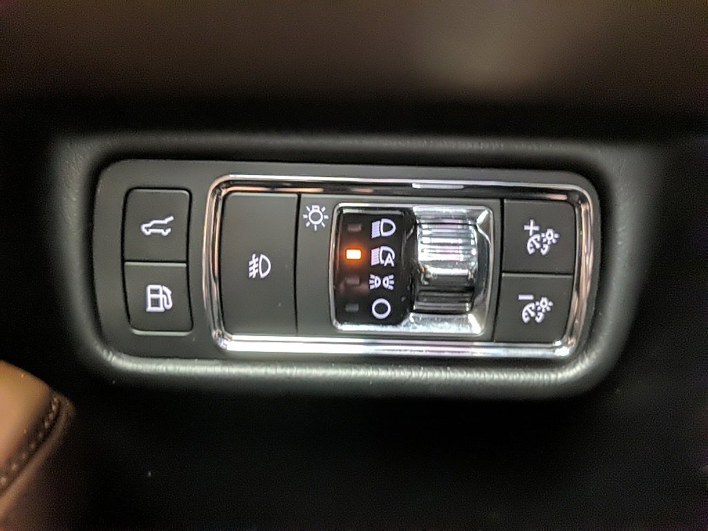 Used 2022 Lincoln Aviator Grand Touring image 21