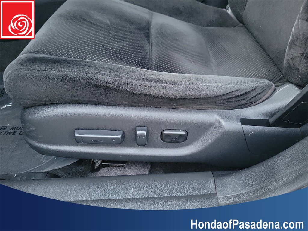 Used 2011 Honda Accord EX image 18