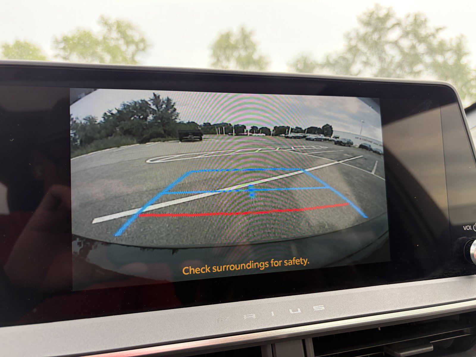 Used 2024 Toyota Prius XLE AWD/4WD image 18