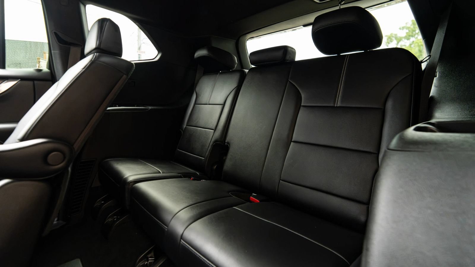 Used 2026 GMC Acadia Elevation w/ Elevation Premium Package FWD image 28