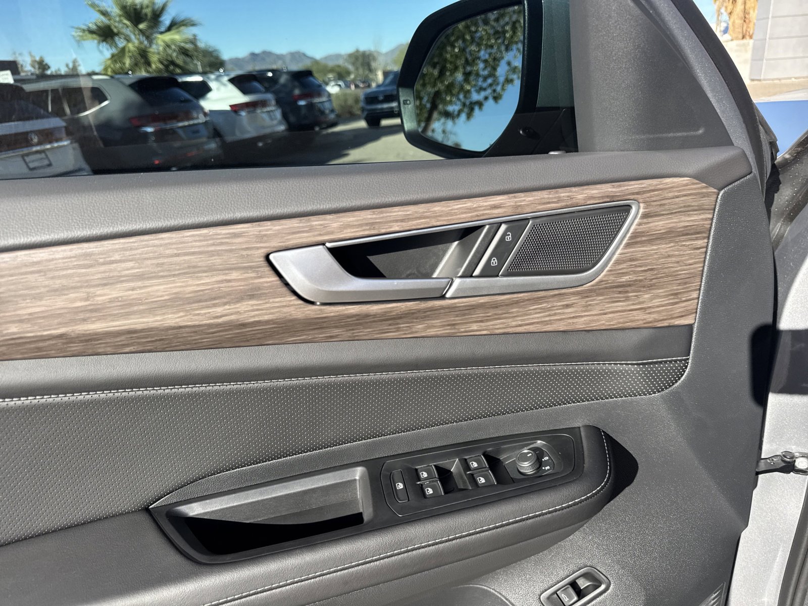 New 2026 Volkswagen Atlas SEL image 13