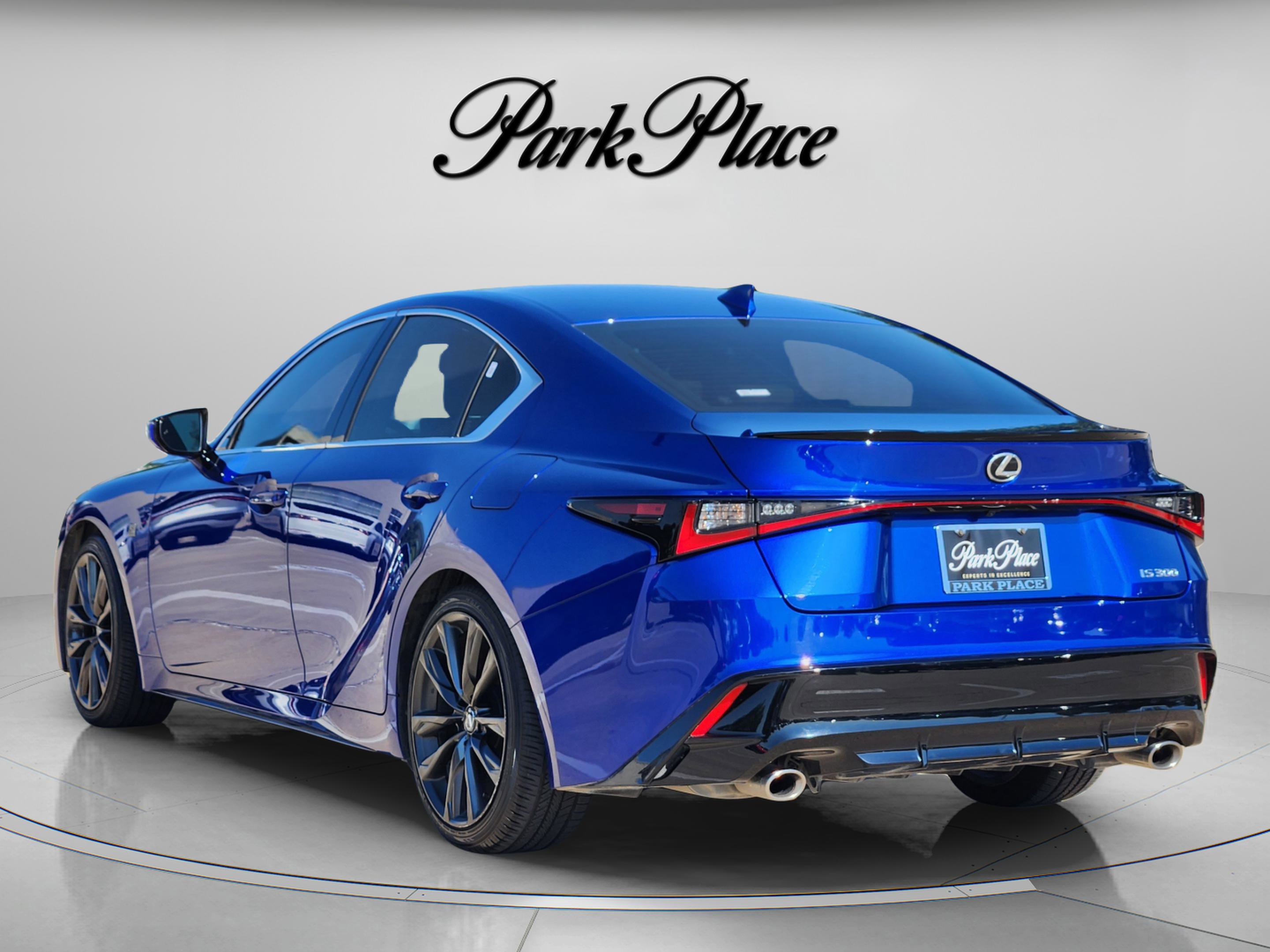 Used 2024 Lexus IS 300 F Sport RWD image 3