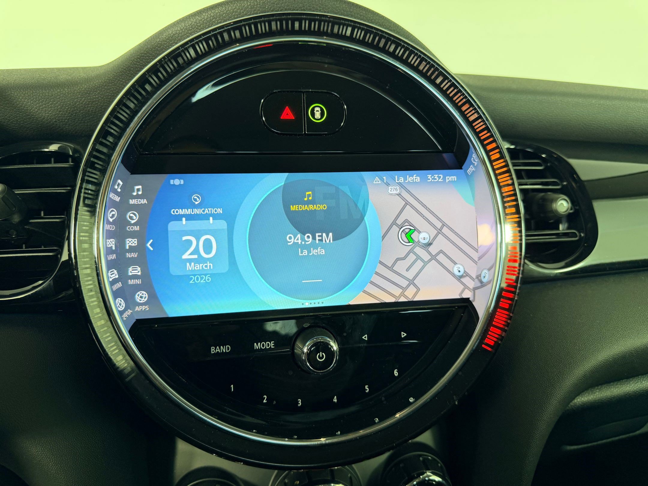 Certified 2024 MINI Cooper SE image 23