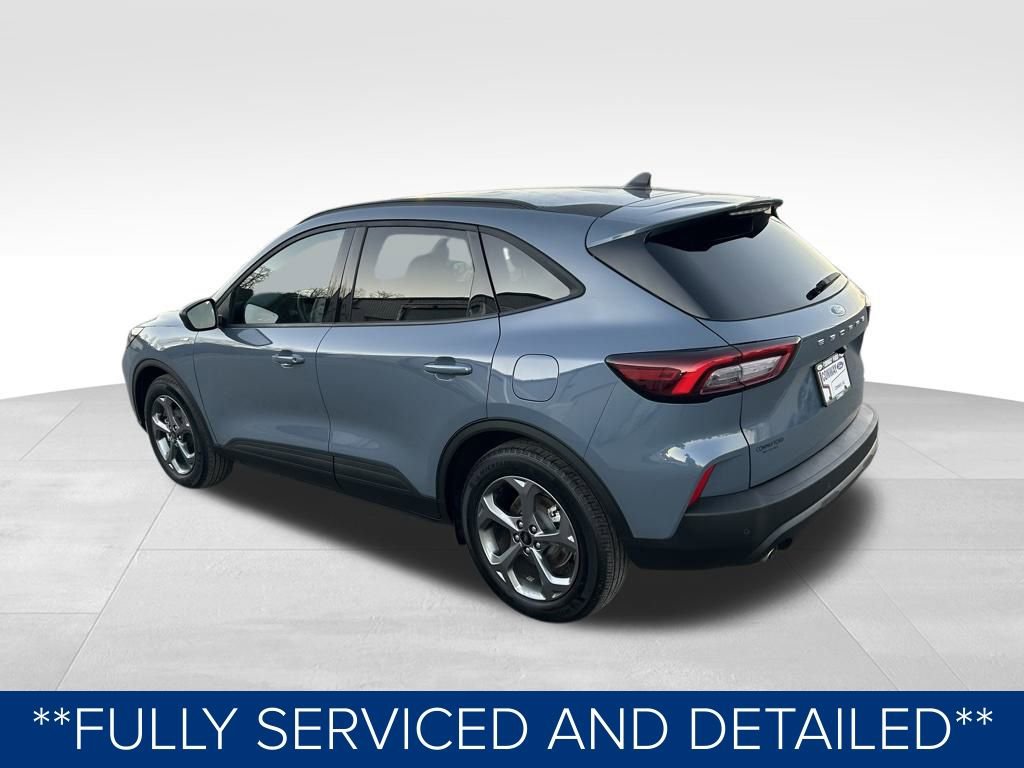 Used 2025 Ford Escape ST-Line w/ Equipment Group 301A image 11