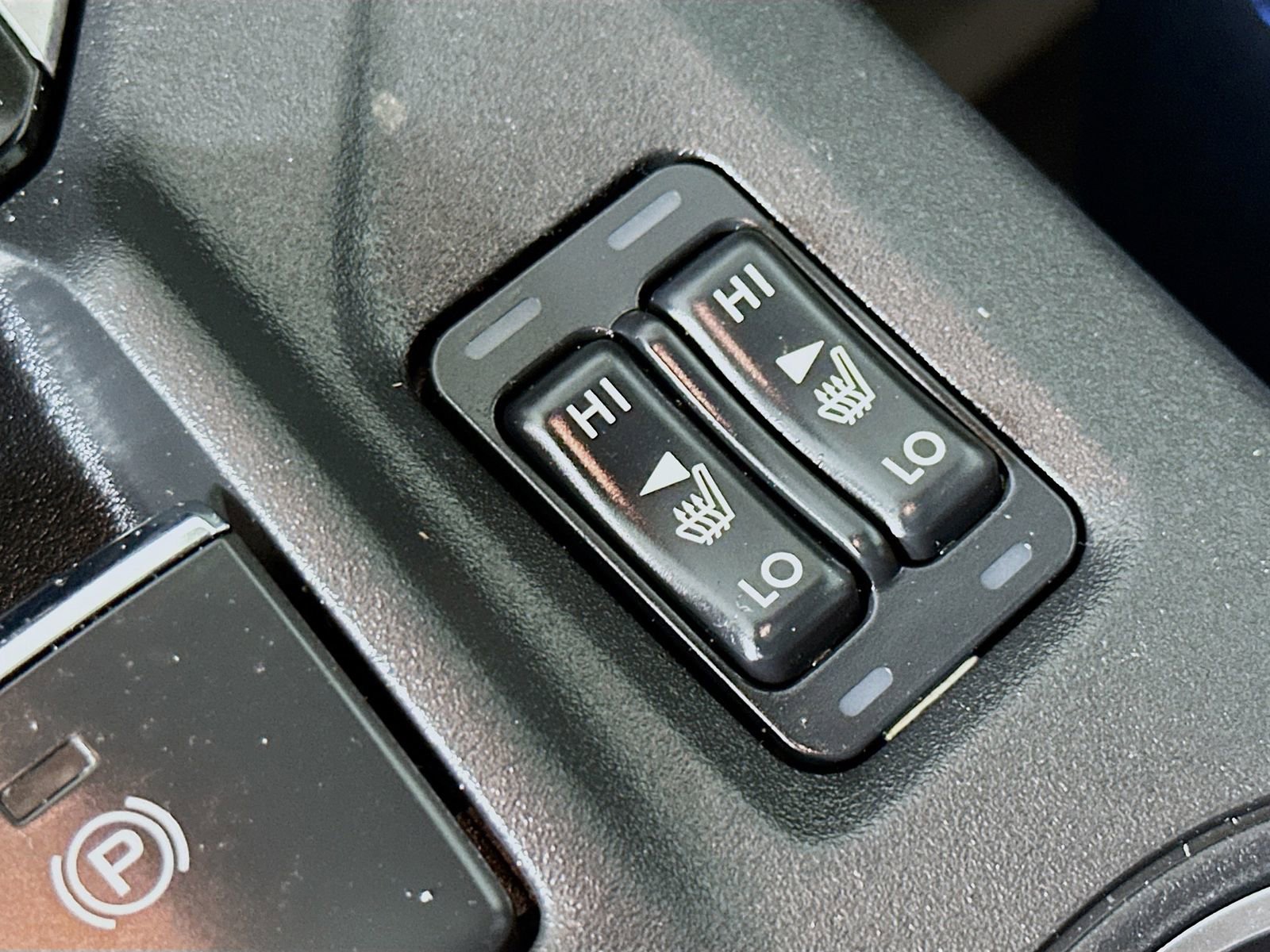 Used 2020 Subaru Crosstrek Hybrid w/ Moonroof Package w/Navigation image 21