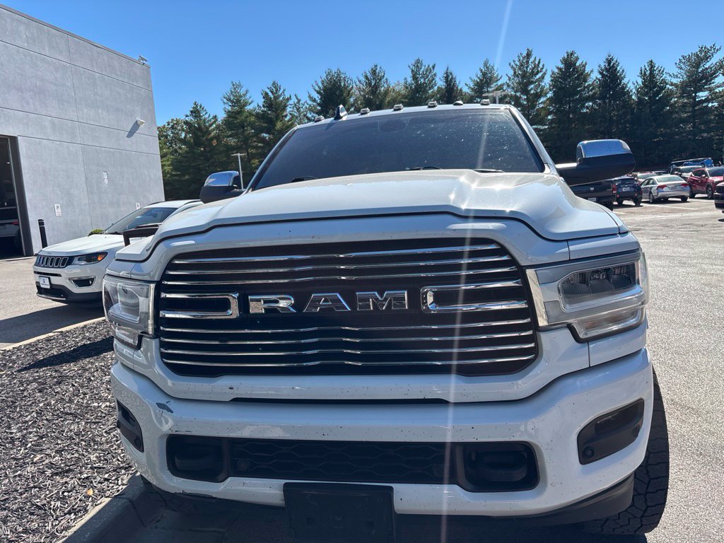 Used 2022 RAM 2500 Laramie AWD/4WD image 2