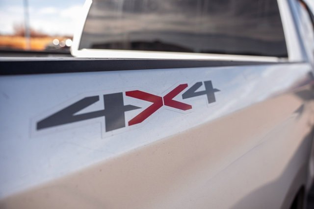 Used 2022 Chevrolet Silverado 1500 Custom image 11