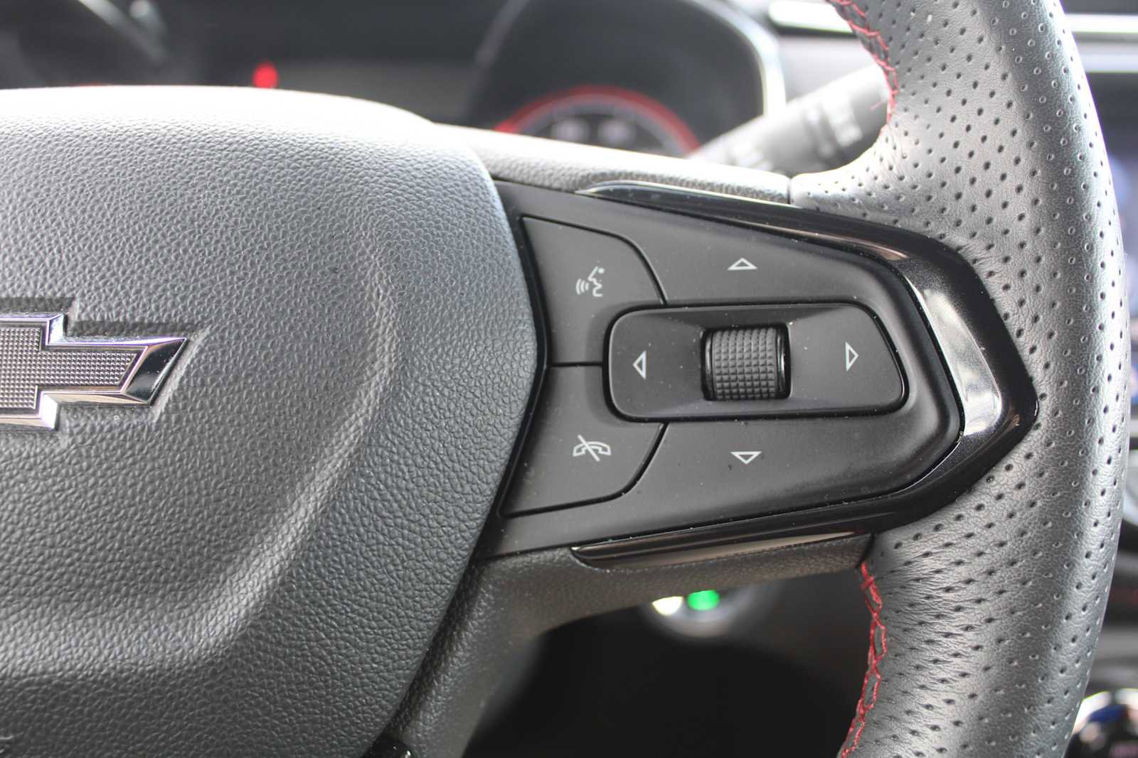 Used 2023 Chevrolet TrailBlazer RS w/ Sun and Liftgate Package image 13