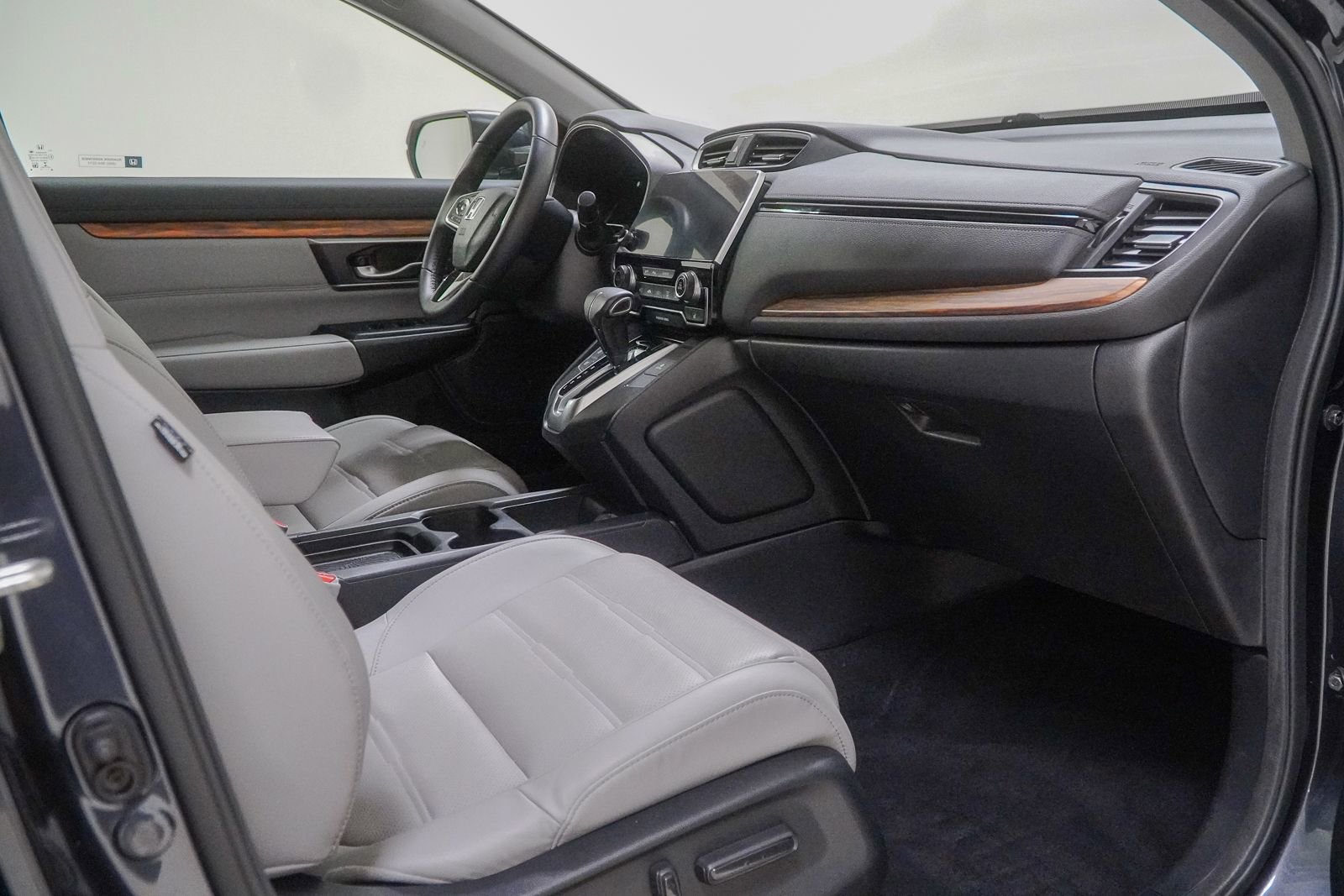 Used 2018 Honda CR-V Touring image 35