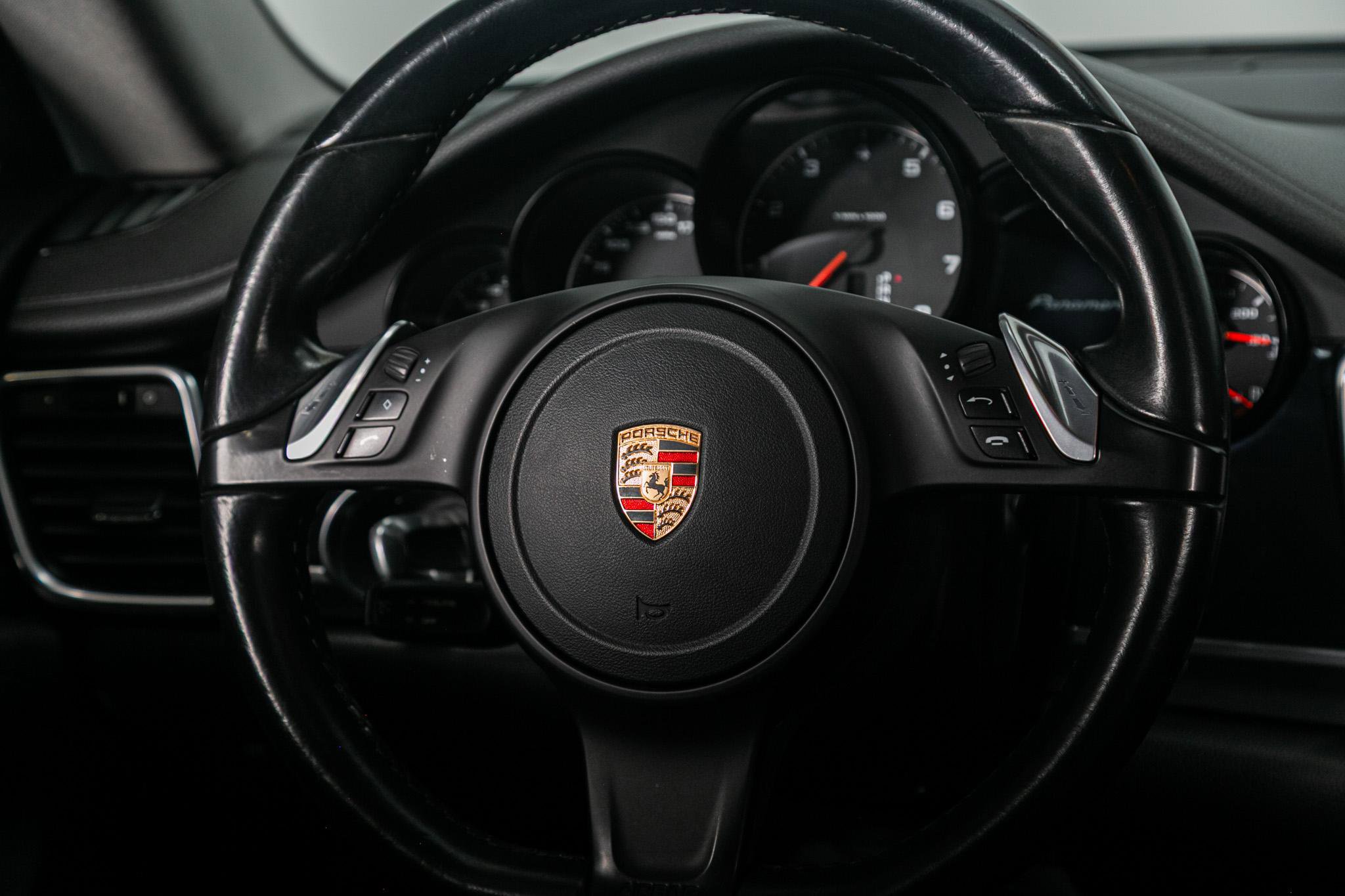 Used 2015 Porsche Panamera 4dr HB 4 image 43