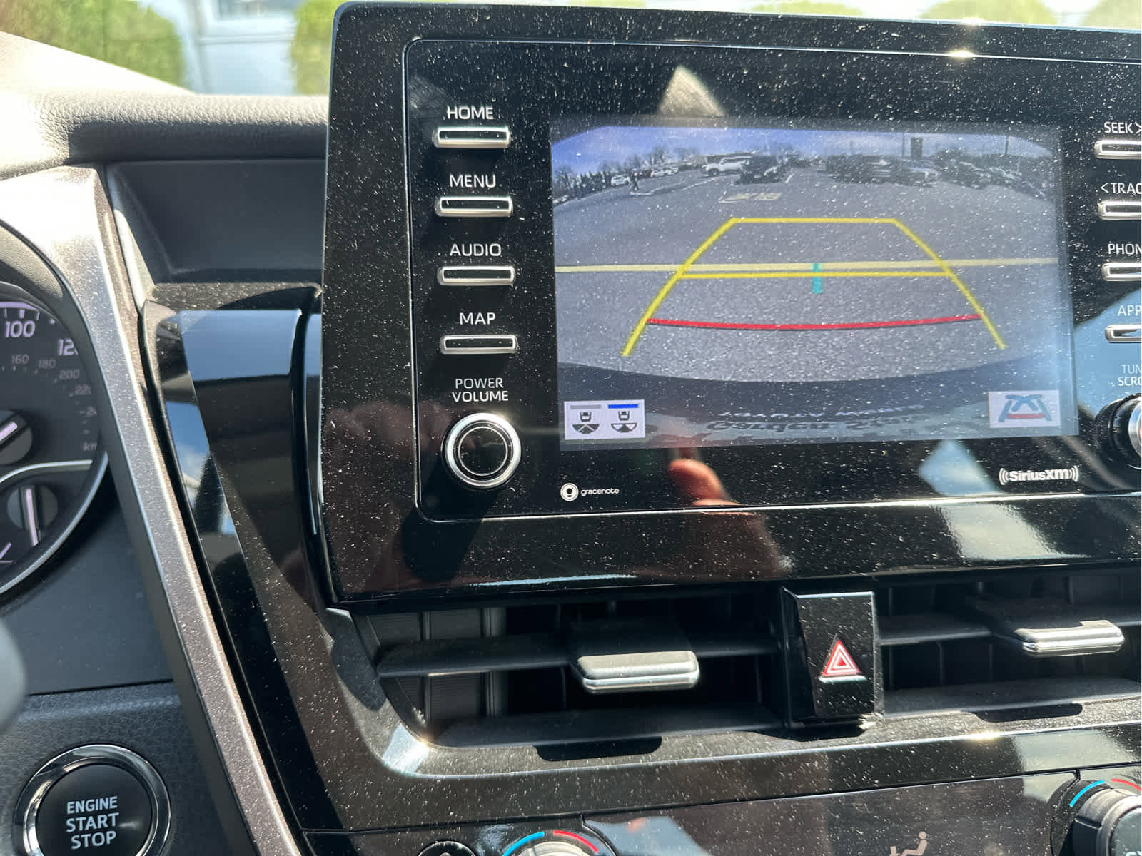 Used 2023 Toyota Camry SE w/ Cold Weather Package image 9