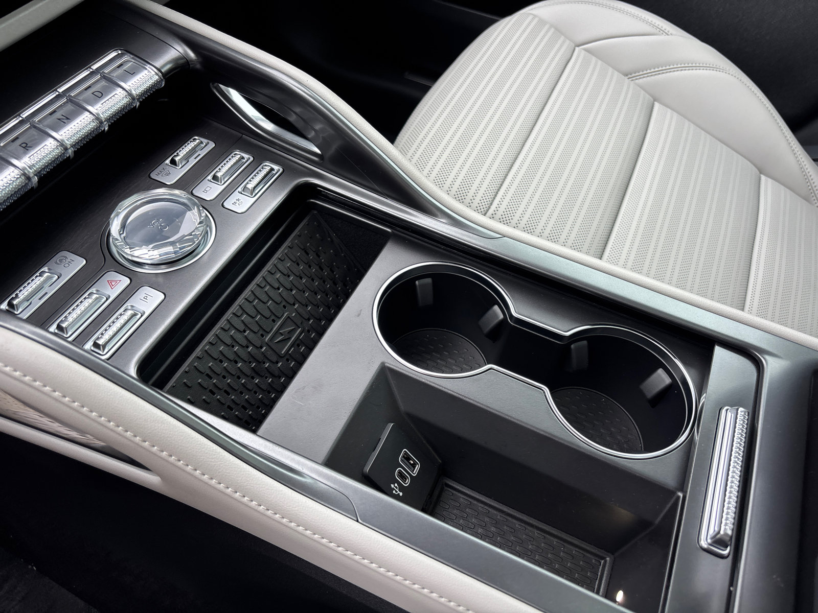 New 2026 Lincoln Nautilus Reserve AWD/4WD image 24