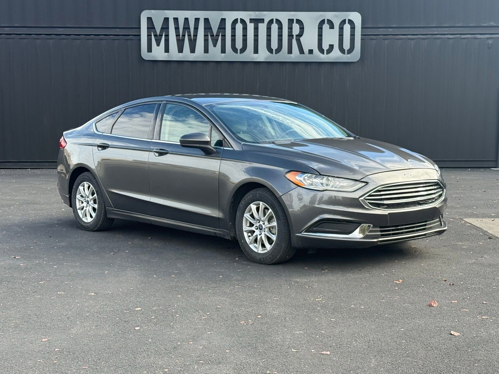 Used 2017 Ford Fusion S image 1