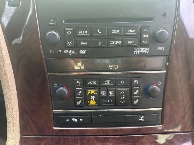 Used 2014 Cadillac Escalade Premium image 22