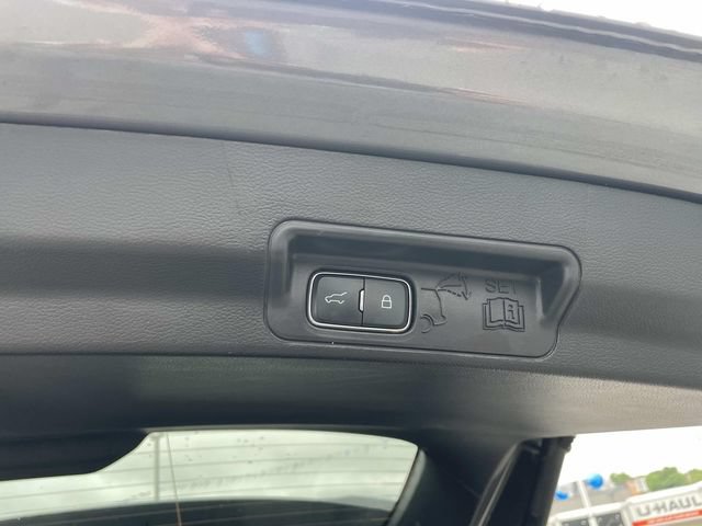 Used 2025 Ford Explorer ST-Line AWD/4WD image 7