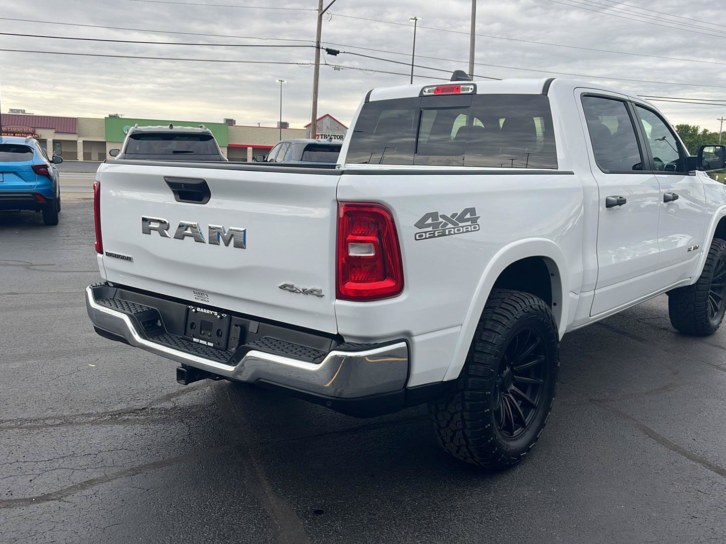 Used 2025 RAM 1500 Big Horn AWD/4WD image 5