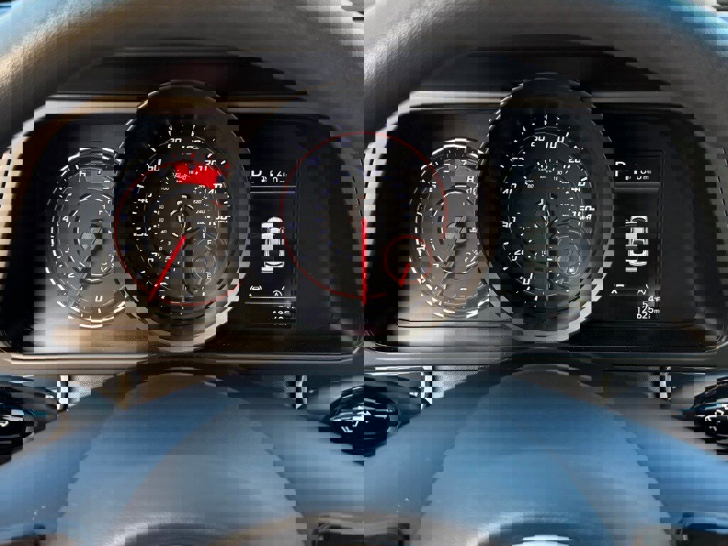 Certified 2023 Hyundai Elantra SE image 14