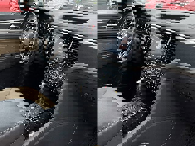 Used 2022 Volkswagen Atlas Cross Sport SE w/ Panoramic Sunroof Package image 22