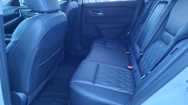 Certified 2023 Nissan Rogue Platinum w/ Platinum Premium Package FWD image 20