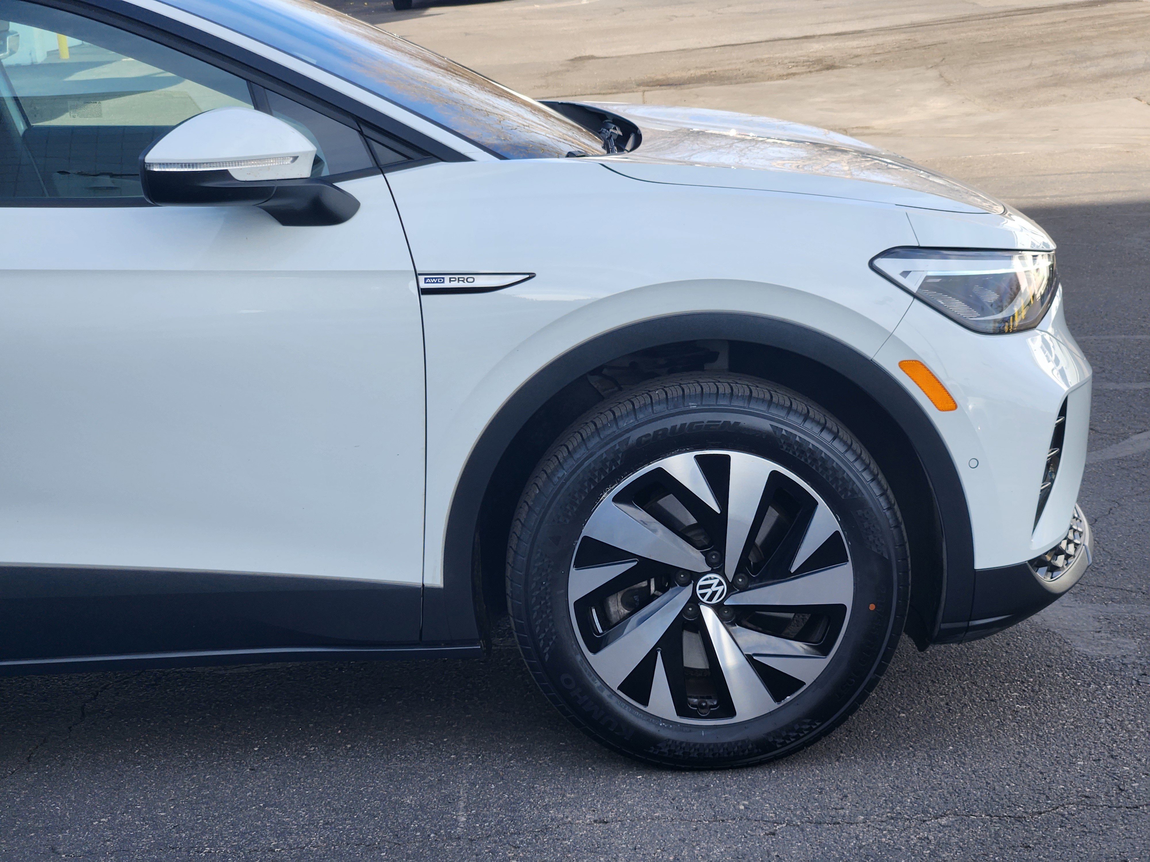 Certified 2023 Volkswagen ID.4 Pro image 7