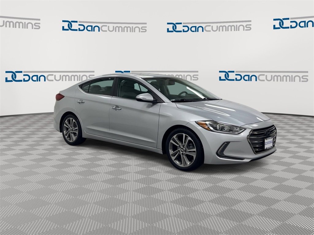 Used 2017 Hyundai Elantra Limited w/ Limited Tech Package 04 image 2