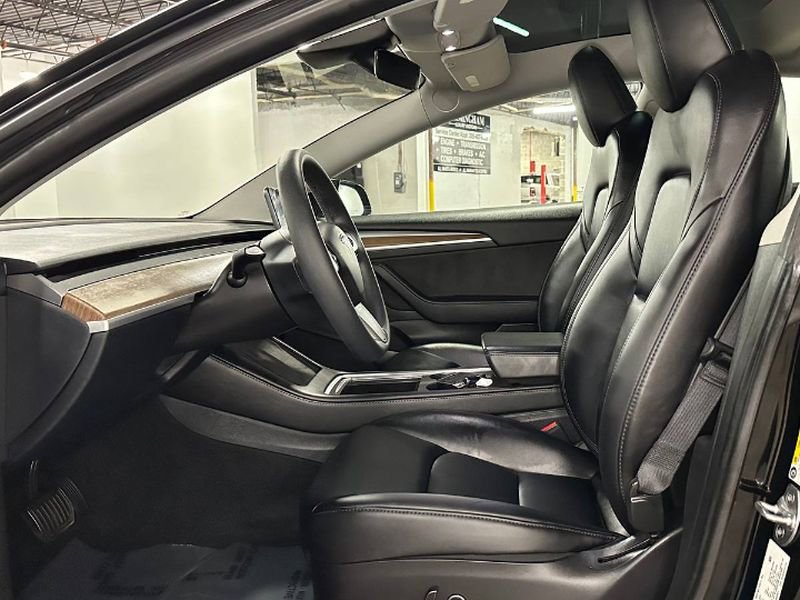 Used 2023 Tesla Model 3 Standard Range RWD image 19