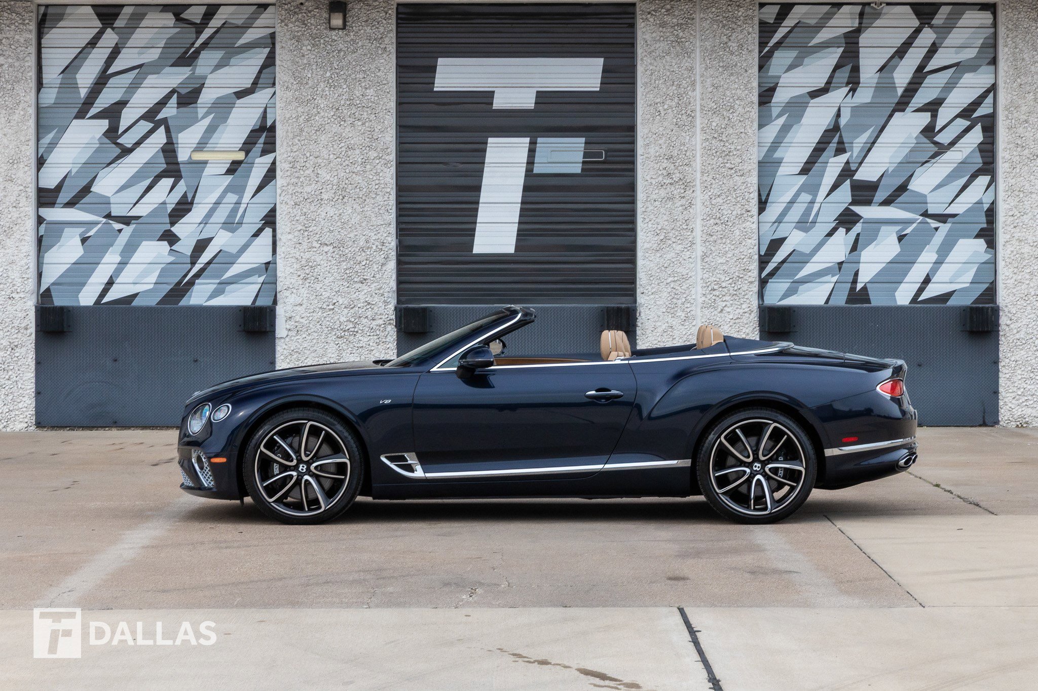 Used 2021 Bentley Continental GT image 9