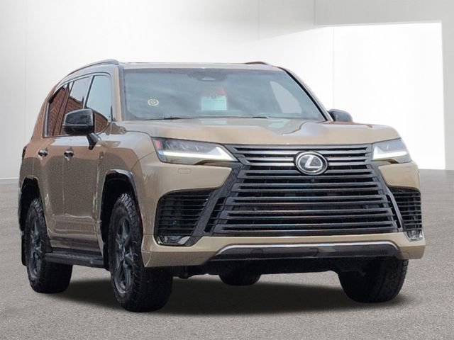 Used 2025 Lexus LX 700h Overtrail AWD/4WD image 3