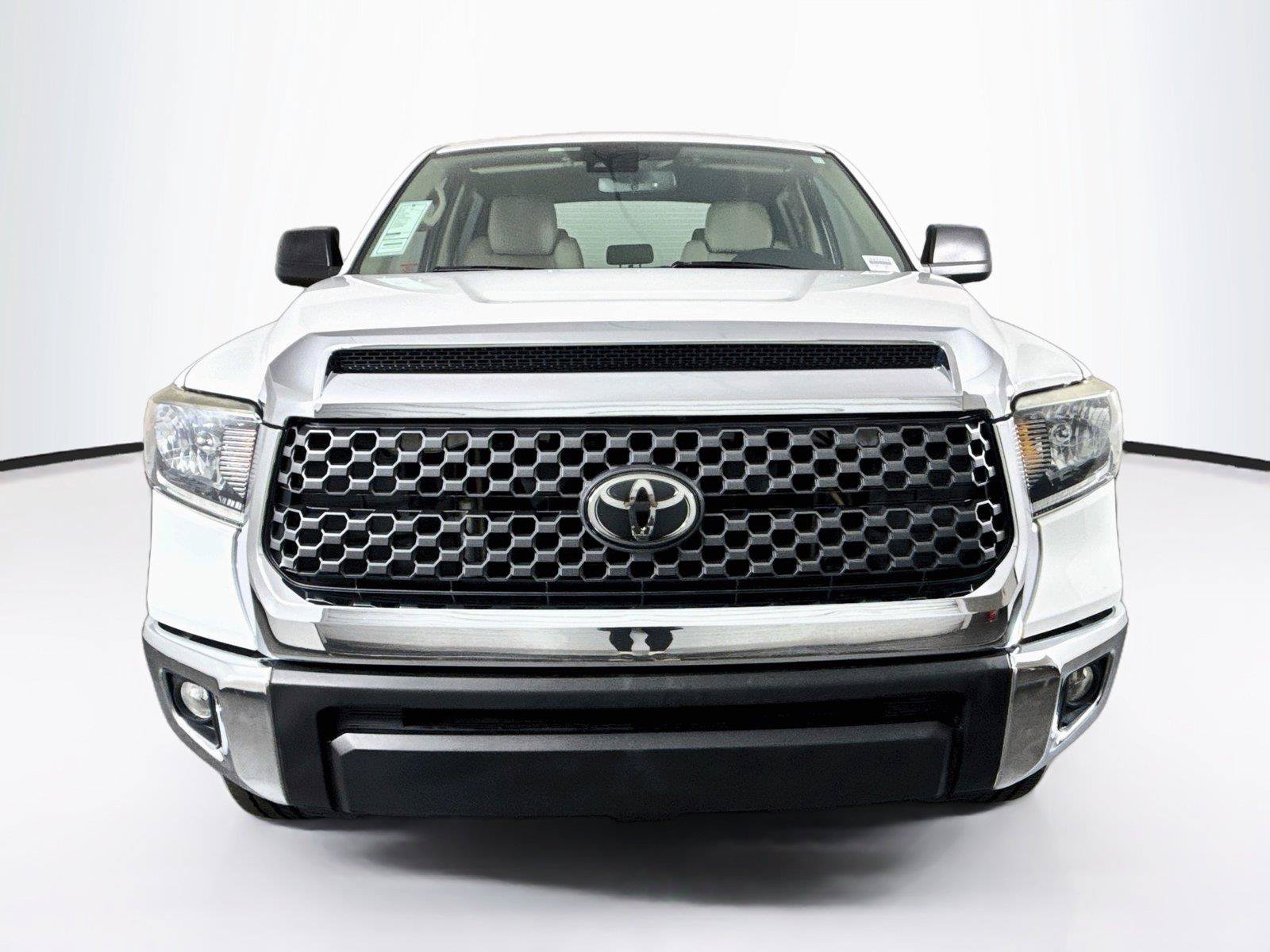 Used 2020 Toyota Tundra SR5 w/ SR5 Leather Package AWD/4WD image 7