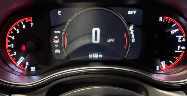 Used 2025 Dodge Durango GT AWD/4WD image 13