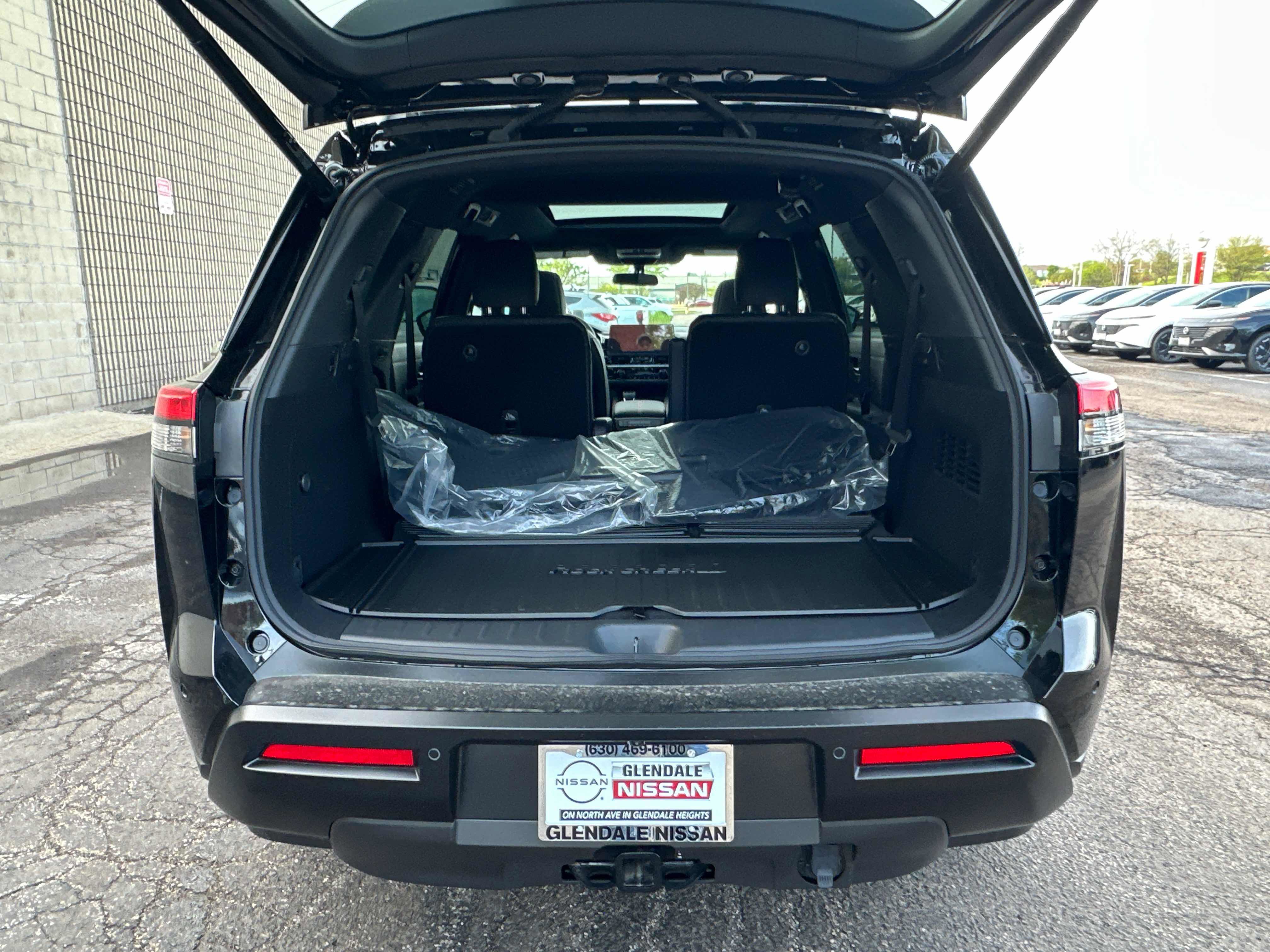 New 2026 Nissan Pathfinder Rock Creek w/ Rock Creek Premium Package AWD/4WD image 13
