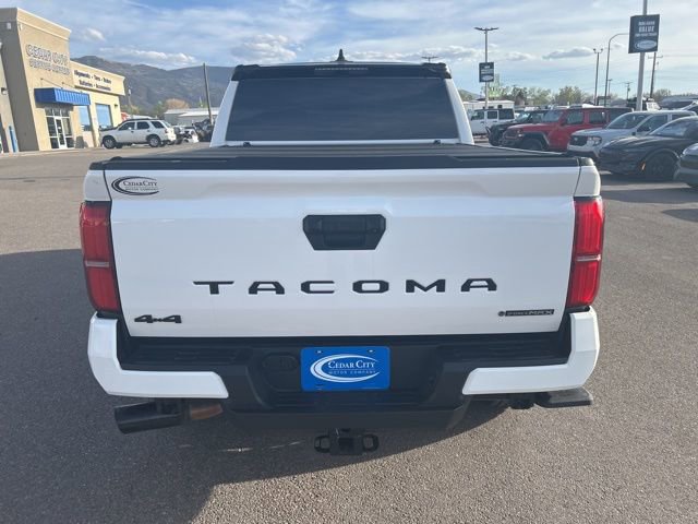 Used 2025 Toyota Tacoma TRD Off-Road AWD/4WD image 6