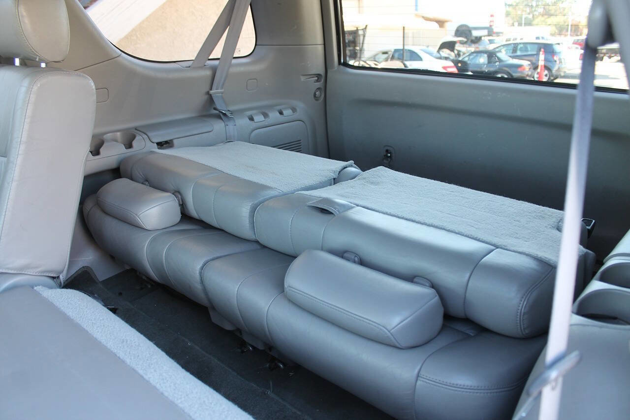 Used 2003 Toyota Sequoia Limited RWD image 26
