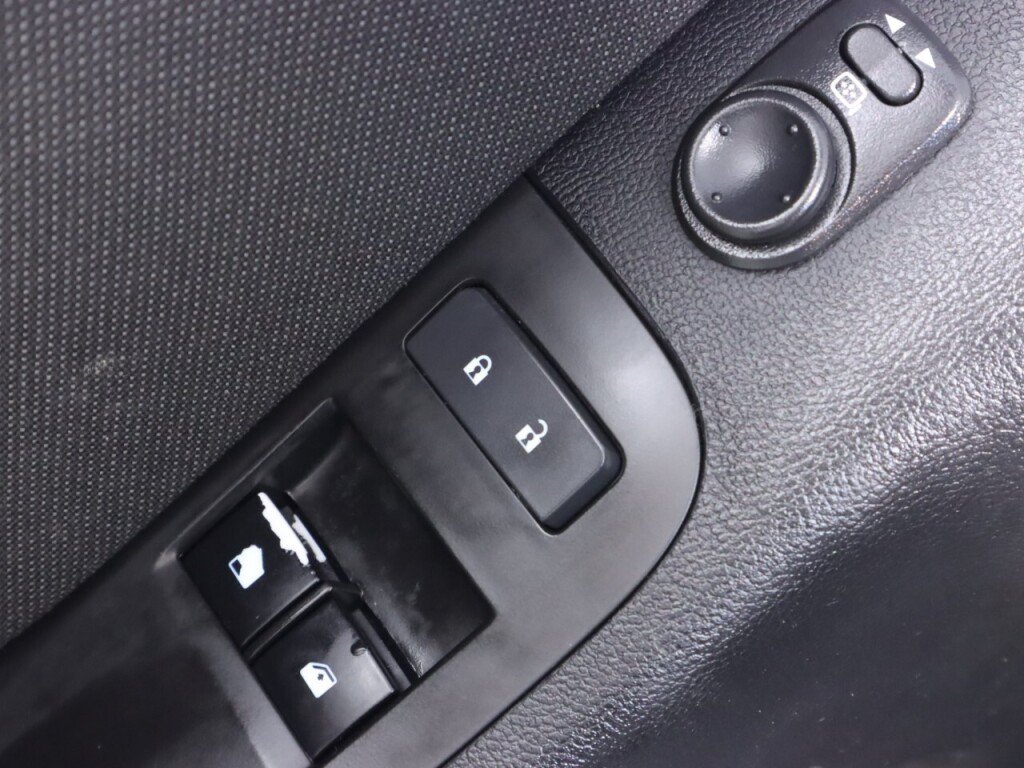 Used 2015 Chevrolet Camaro LT RWD image 22