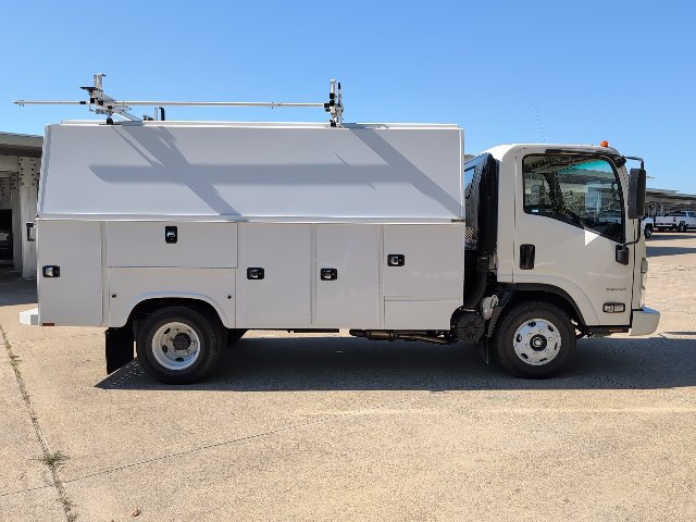 New 2025 Chevrolet Low Cab Forward RWD image 17