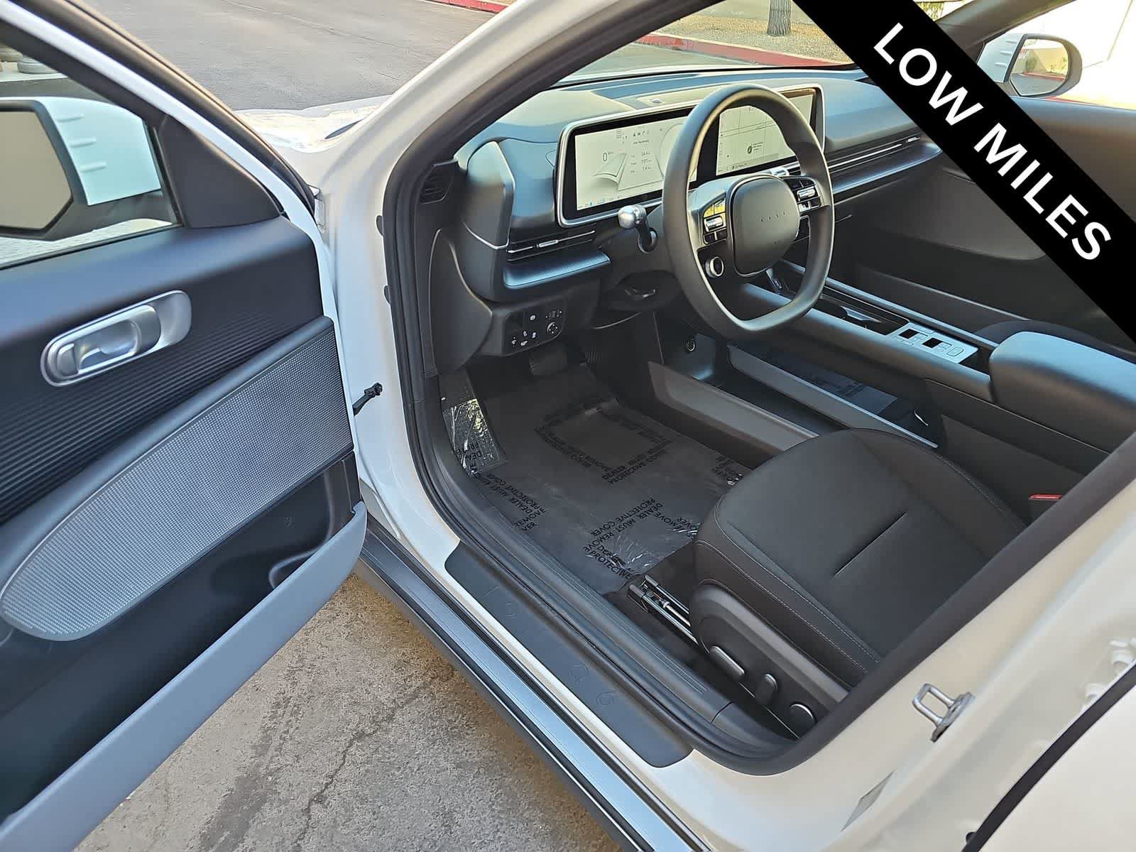 Certified 2025 Hyundai Ioniq 6 SE RWD image 10