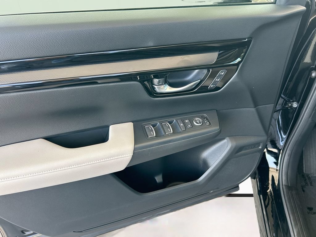 Certified 2026 Honda CR-V EX-L image 17
