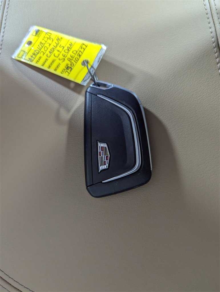 Used 2025 Cadillac CT5 Premium Luxury image 28