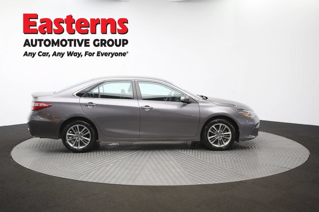 Used 2016 Toyota Camry SE FWD image 44