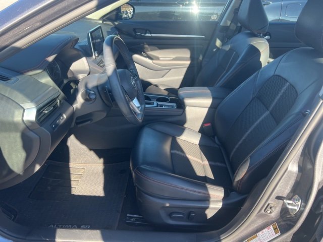 Certified 2024 Nissan Altima 2.5 SR image 9