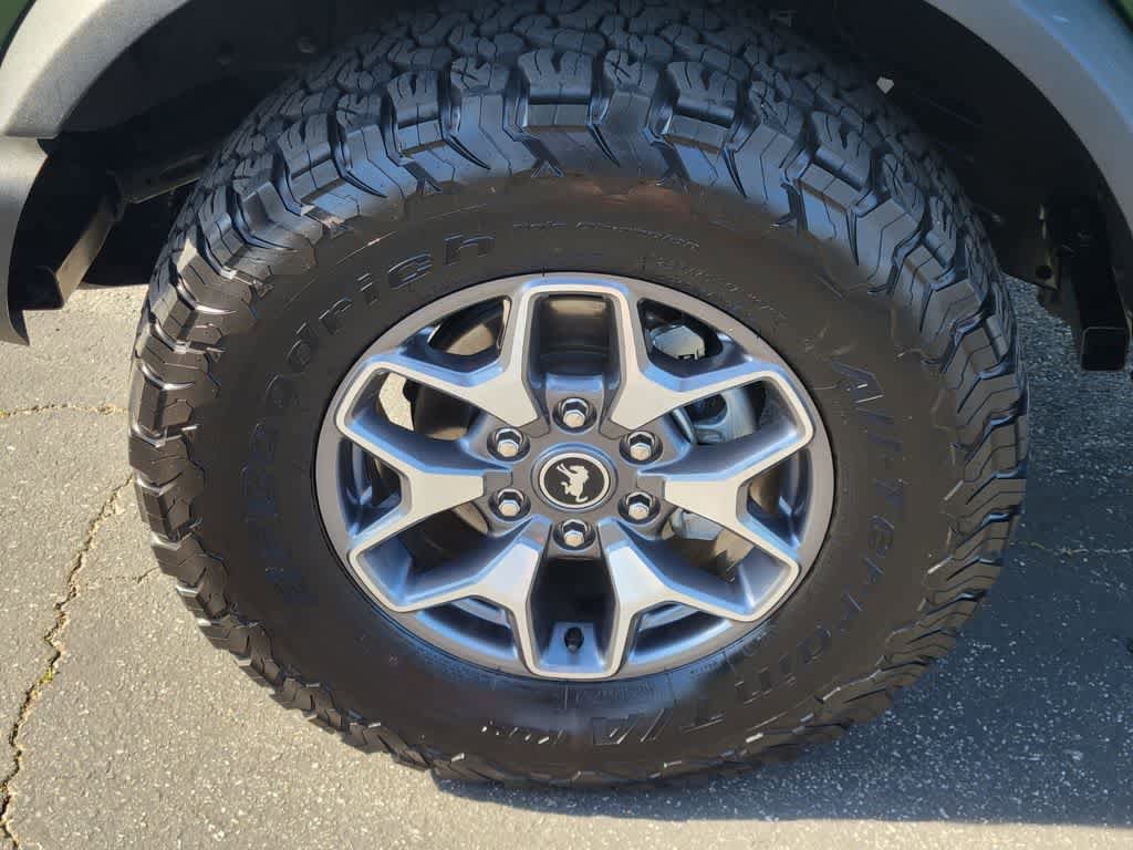 Used 2025 Ford Bronco Badlands image 11