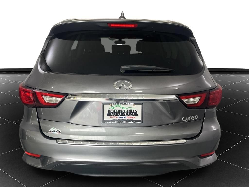 Used 2017 INFINITI QX60 Luxe w/ Premium Package AWD/4WD image 4