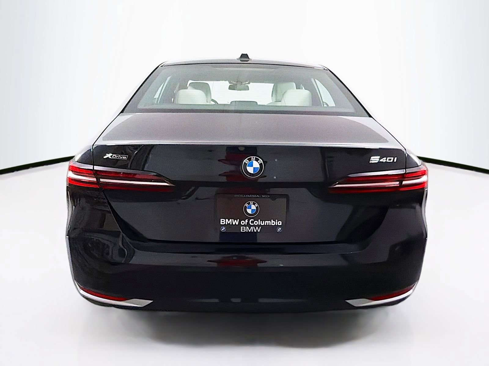 Used 2024 BMW 540i xDrive w/ Convenience Package AWD/4WD image 6