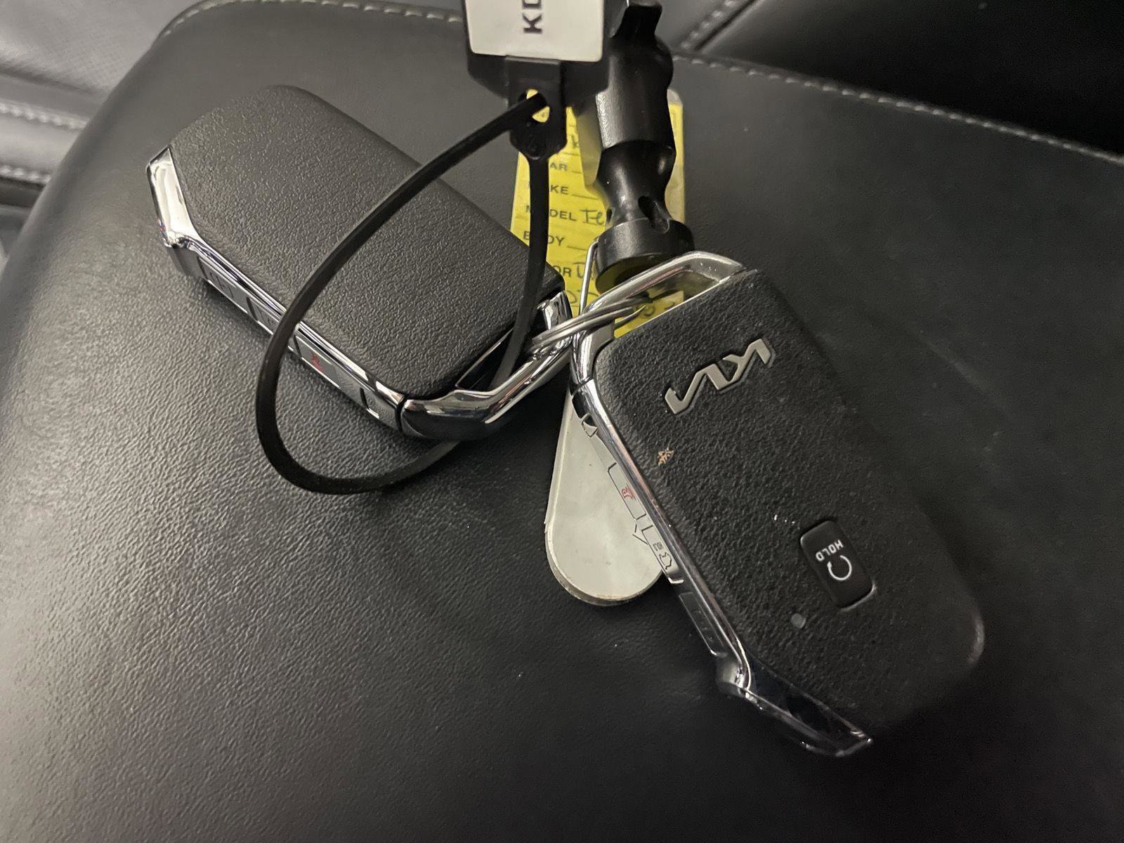 Used 2022 Kia Telluride S image 30