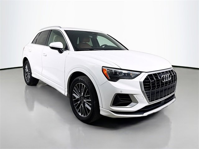 Used 2021 Audi Q3 2.0T Premium w/ Convenience Package image 3