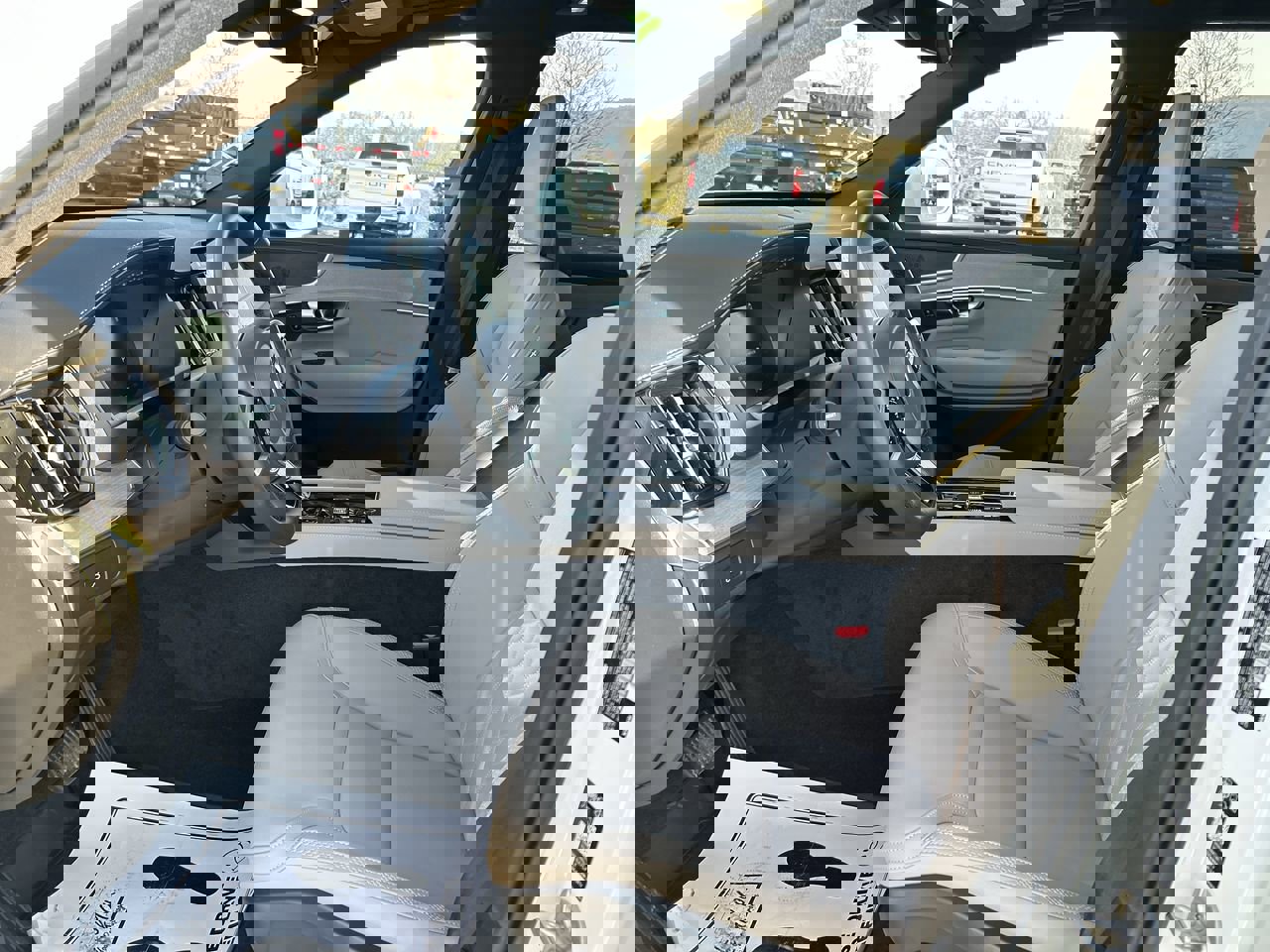 Used 2026 Volvo XC90 B5 Plus w/ Protection Package image 21