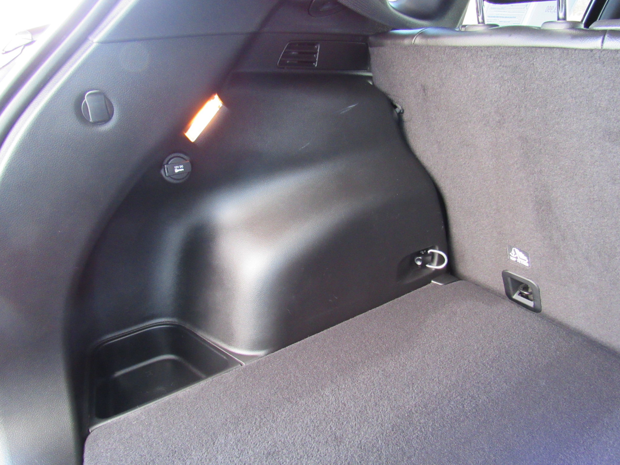 Used 2023 Jeep Compass Latitude image 46